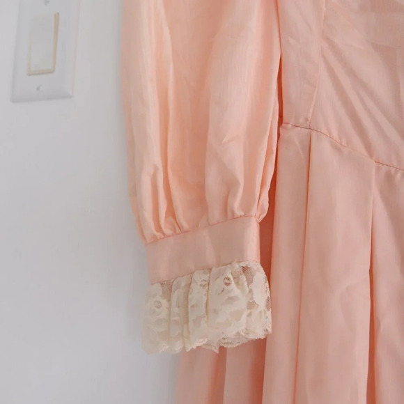 Vintage Peach 80's Prom Dress with Puff Sleeve - Picture 7 of 16